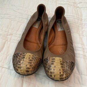 Lanvin Paris Tan and snakeskin ballet flats women’s US 7